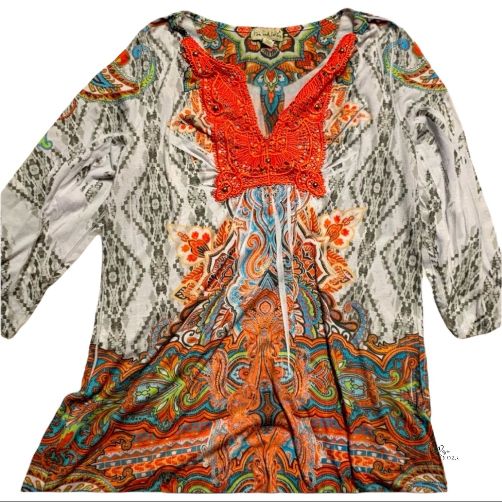 Live & let live Women tunic size xl